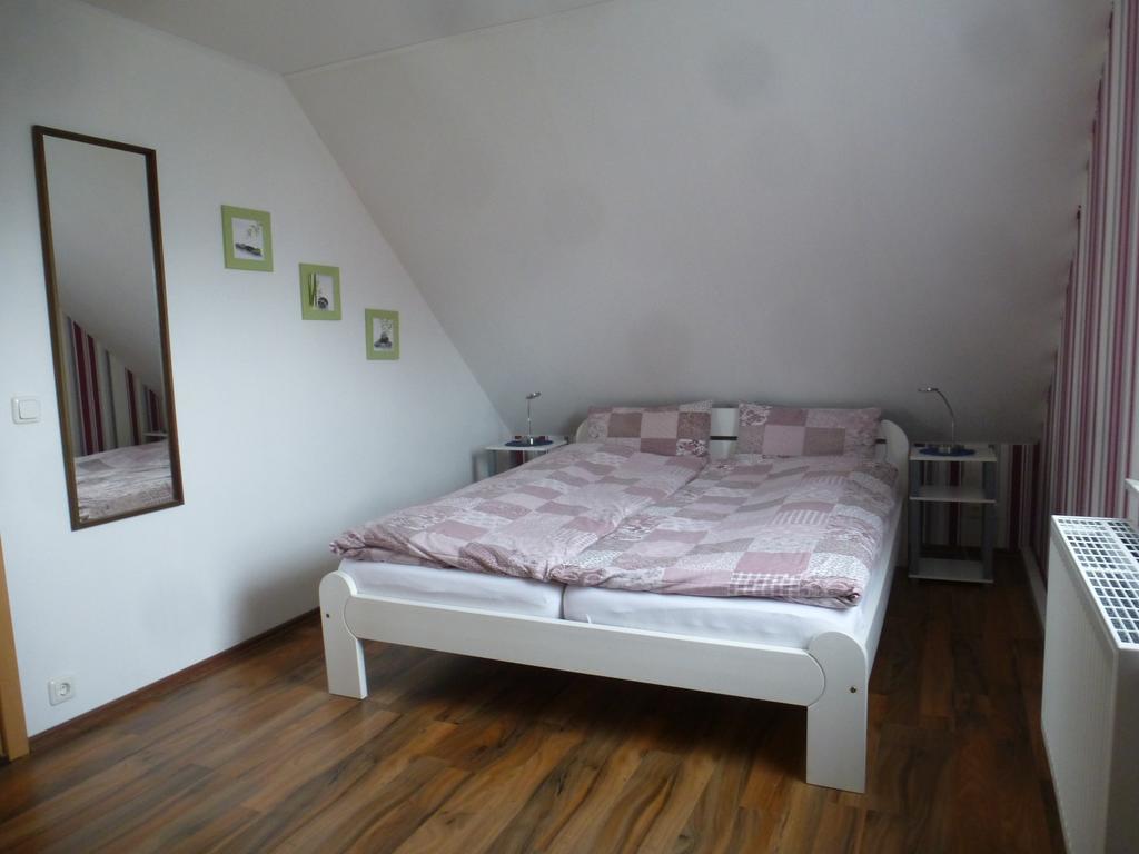As Bi Uns To Huus Apartment Wilhelmshaven Ngoại thất bức ảnh